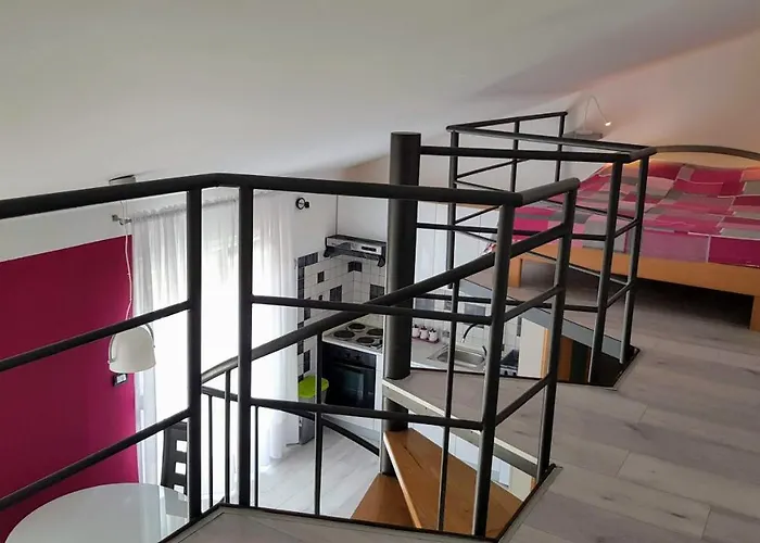 Sia House