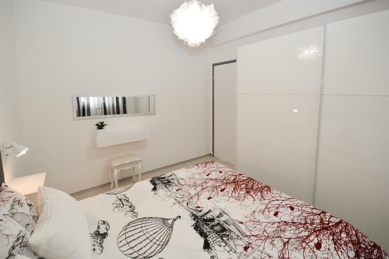 Sia House